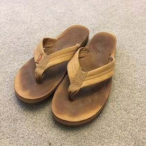 Women’s rainbow sandals size medium